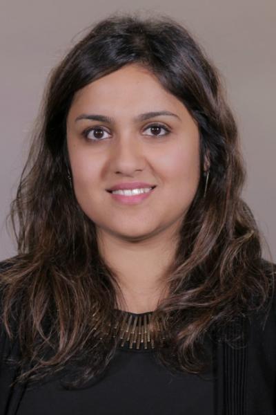 Teja Mahadeshwar Kapoor, MD Profile Headshot